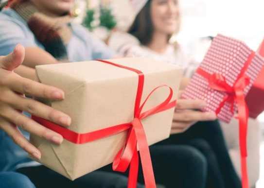 هدیه روز دانشجو چی بخرم؟